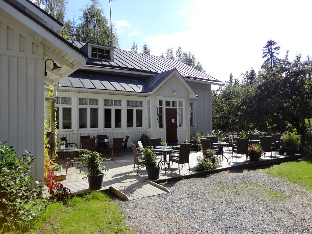 Bed and breakfast Varjola Center Laukaa