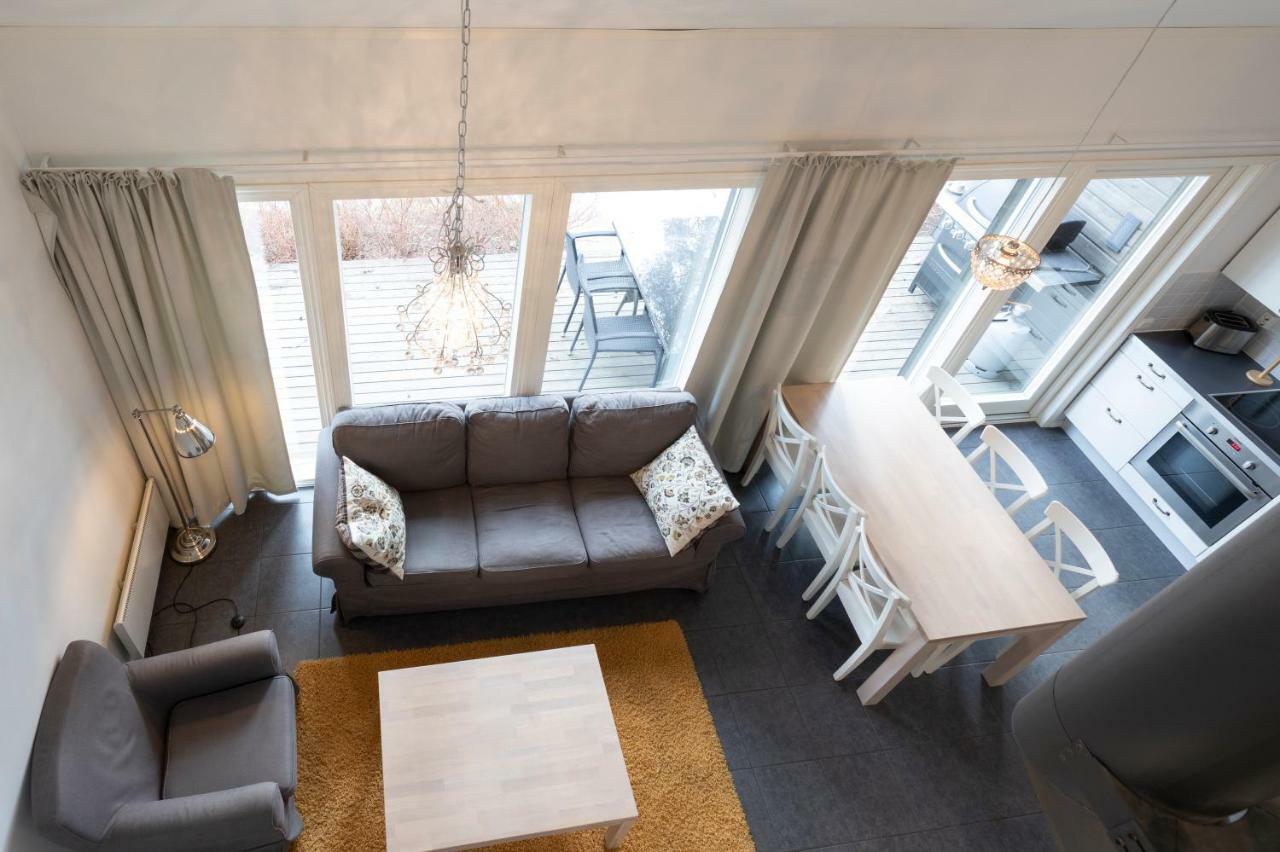 Varjola Center Bed & Breakfast 3*