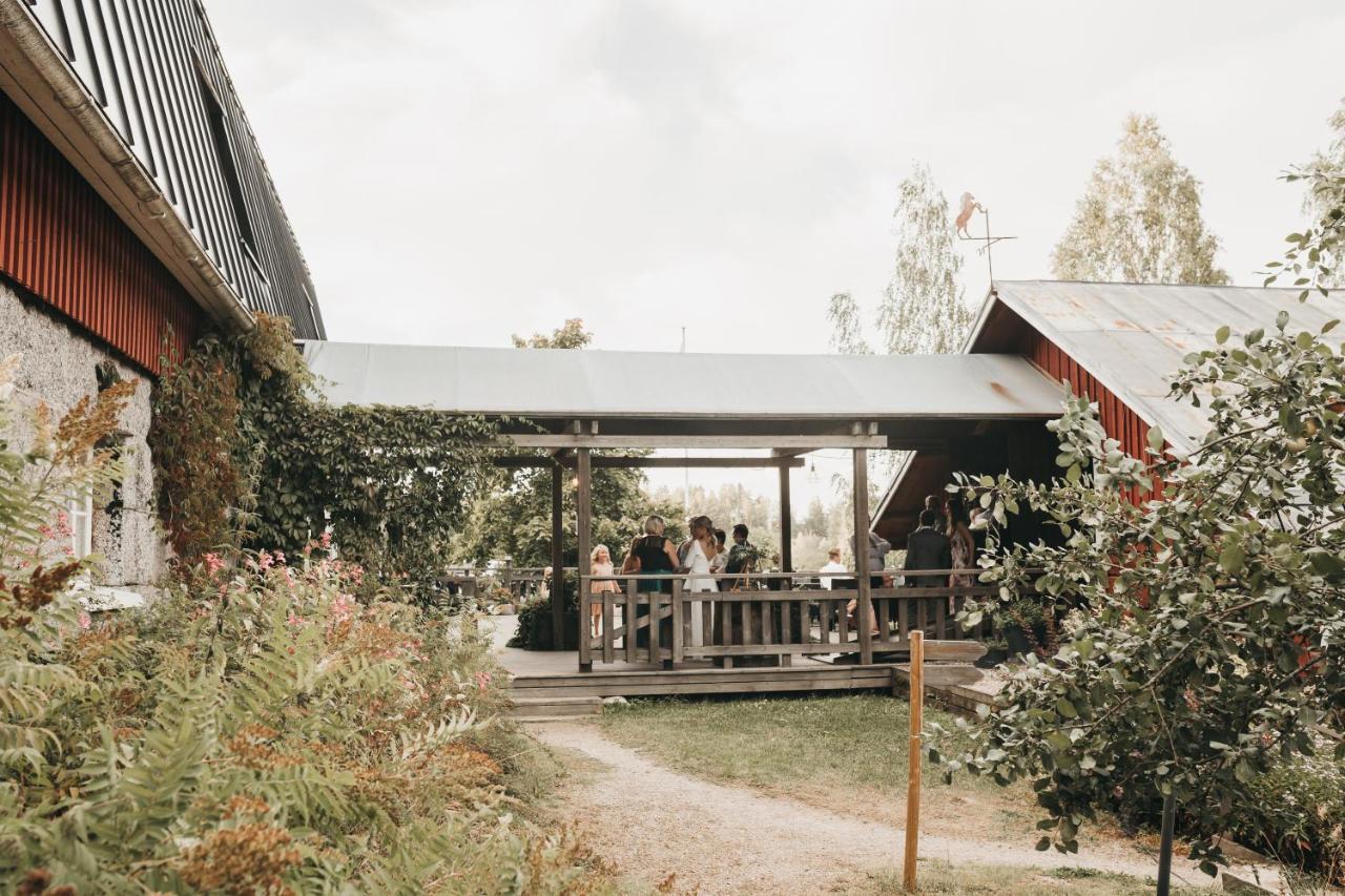 Varjola Center Bed and breakfast